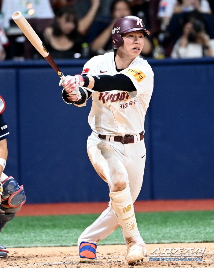 ML 도전 선언 이유 있네…김혜성, '역대 9호' 이정후 이어 KBO '13호'로 꾸준함 증명했다