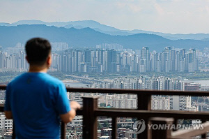 8월 서울 아파트값 상승률 1.27%로 확대…약 6년만에 최대폭