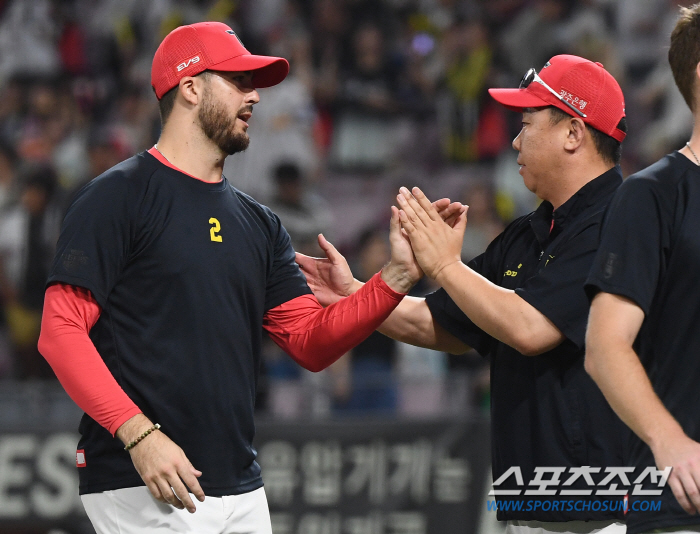 부상이 앗아간 코리안 드림…'시한부 외인'과의 짧은 동행이 남긴 여운[S…