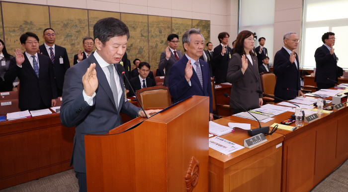 [문체위 속보] "결국 역사가 평가할 것" 정몽규 회장 '4연임 도전'에…