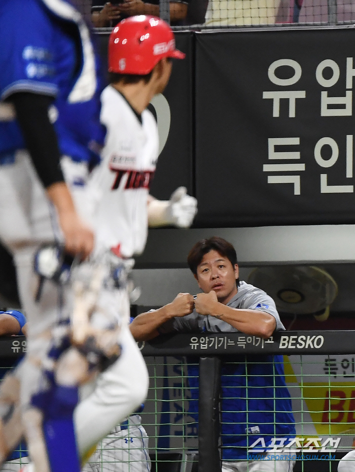 [포토] 강민호 '도영이 아깝네'