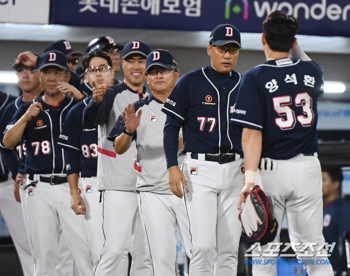 도대체 뭘 위한, 누굴 위한 5위란 말인가...역대급 혈전에, 두산은 내…