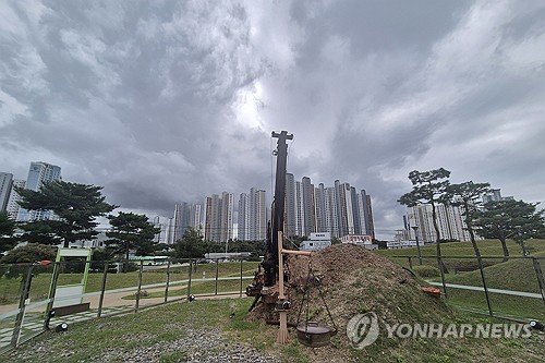 7년 6개월만에 사그라든 포항 철길숲 천연가스 불꽃