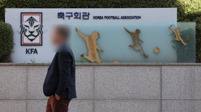 "결국 터질 것이 터졌다" FIFA, KFA에 경고 공문…'외부 부당한 …