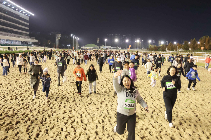 [경마] 렛츠런파크 서울, '제3회 경주로마라톤' 개최