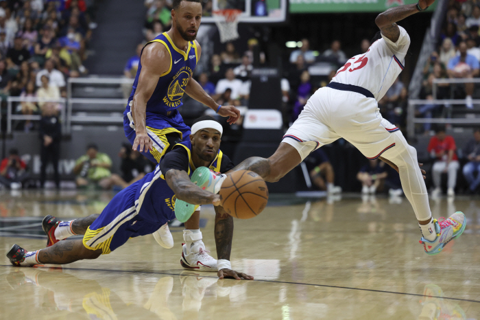 커리와 르브론, PO에서 볼 수 있나. NBA 파워랭킹. 1위 보스턴, …