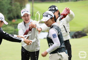 '오! 가을이 왔군' 김수지 시즌 첫 승, 윤이나 상금 1위, 박현경 대상 1위 등극[하이트진로 챔피언십]