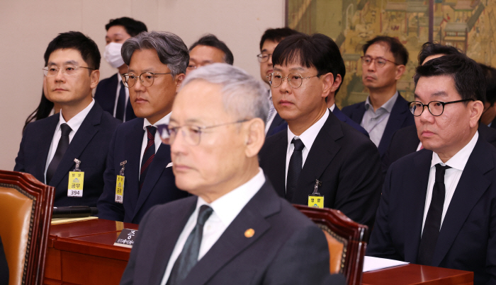 [속보]배드민턴협회 '반대파 숙청' 총회 제동걸렸다…문체부 "정관 위배 …