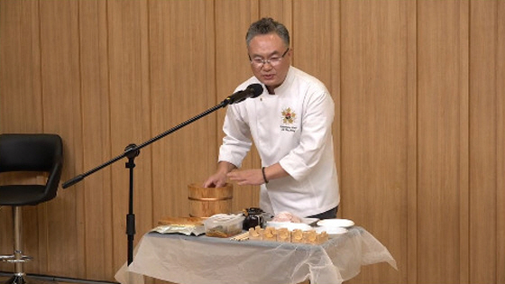 '흑백요리사' 안유성 "강제 방출 후 돌아가신 母 사진 보며 멘탈 잡아"…