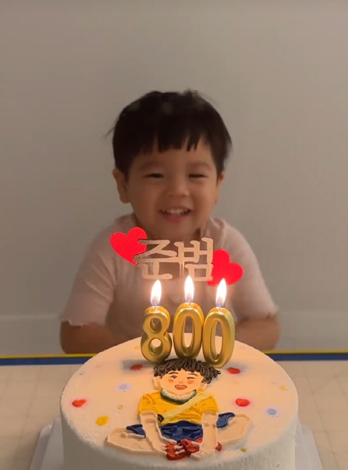 홍현희♥제이쓴 子 준범, 벌써 생후 800일..무럭무럭 잘 자라줘 고맙네