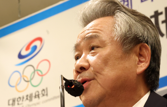 이기흥 회장"스포츠공정위 시정 불가-IOC도 주시중" 16개 시도체육회장…