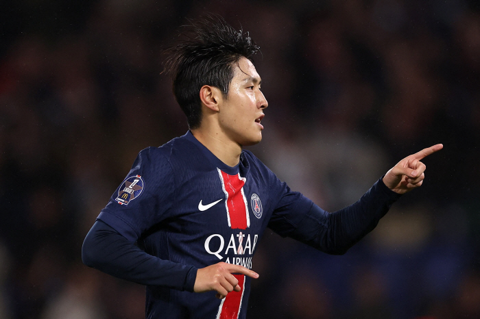 '이강인 미쳤다' 이제 PSG 간판! UCL 기자회견 참석..."모든 경…