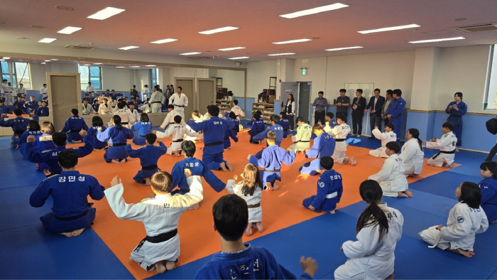 [경마] 한국마사회 유도단, 유소년 꿈나무 위한 재능기부 활동 전개