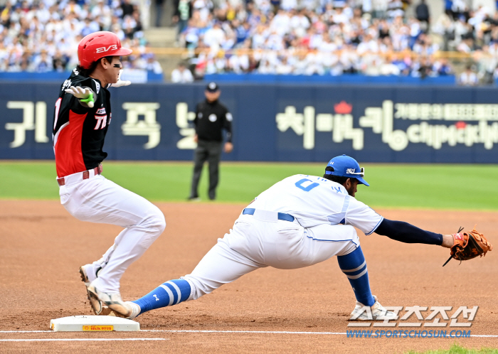 [포토] 내야안타 박찬호, 세이프야!