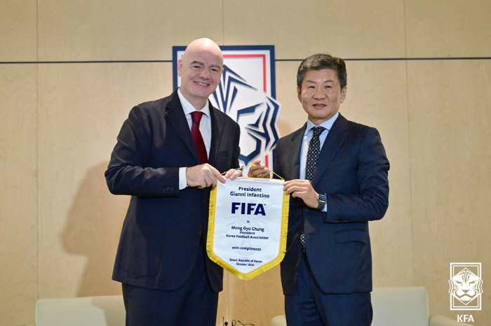 "KFA 모든 것이 문제없다" '방한' 인판티노 FIFA 회장, 정몽규 …