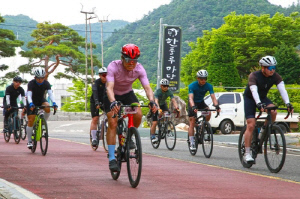 단풍 즐기며 페달 밟으세요…무주서 생활체육인 자전거대회