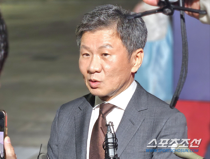 'AFC어워즈 참석' 정몽규 회장 "인판티노 FIFA 회장, 대표팀 감독…