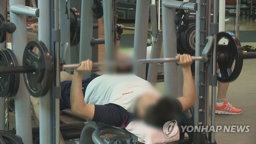 "근육량 1㎏ 늘면 치매 위험 남성 30%·여성 41% 감소"