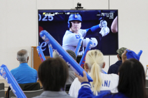 오타니와 싸우는 재팬시리즈…NPB, 월드시리즈 프로그램 저녁 편성 방송사 취재 불허, 고쿠보 감독 