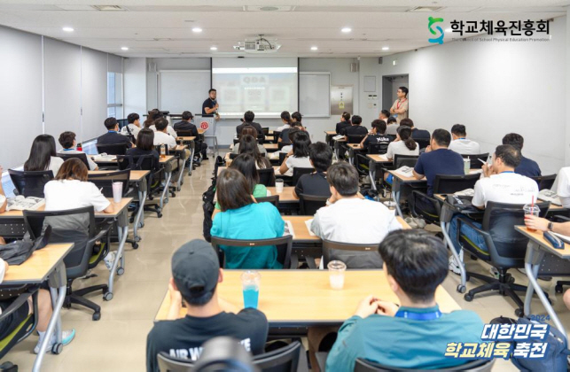 대한민국 학교체육을 '하드캐리'하다. 전국을 누비며 학교체육 붐을 일으킨…