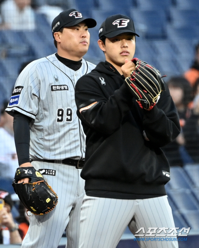 78억 FA가 5선발...한화의 행복한 고민? 155km 광속구 신인도 …