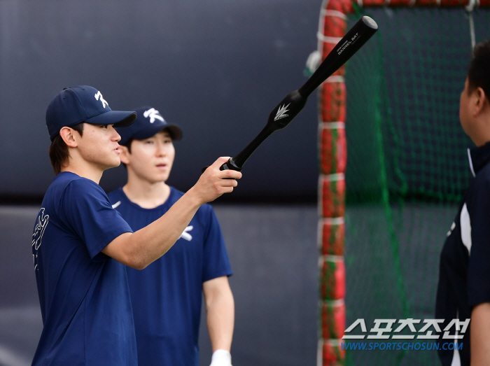 홈런왕 출신, 레전드 코치 '꿀 조언' 김도영, "대만은 느낌이 더 좋습…