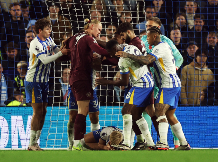 "우주 대명장이 4연패라니" 충격에 EPL 우승 내려놓은 과르디올라…"한…