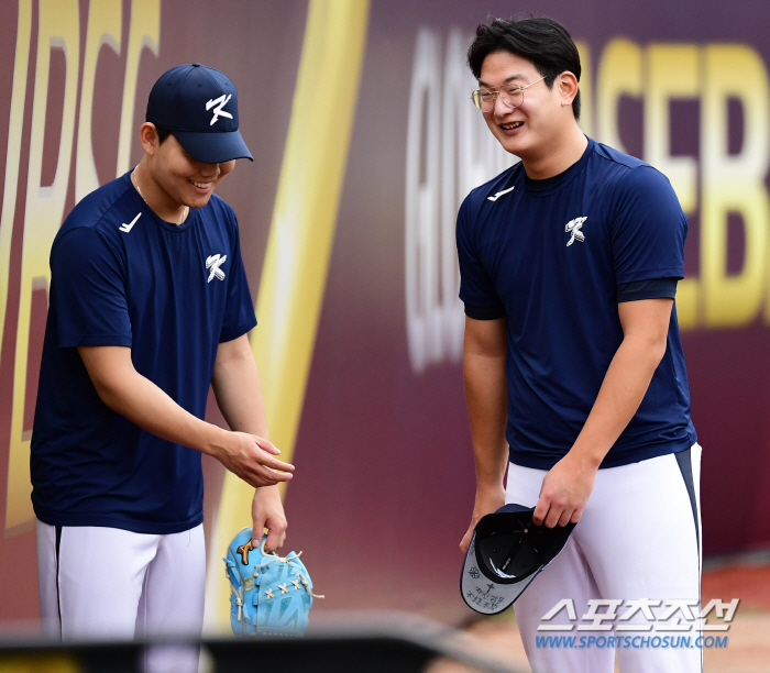 '선배님 질문 또 있습니다' 자신감 되찾은 김서현, 코치-선배들 찾아 질…