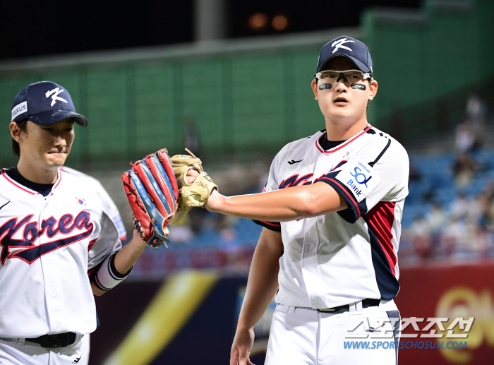 [포토] 김서현 '7회는 무실점 투구'