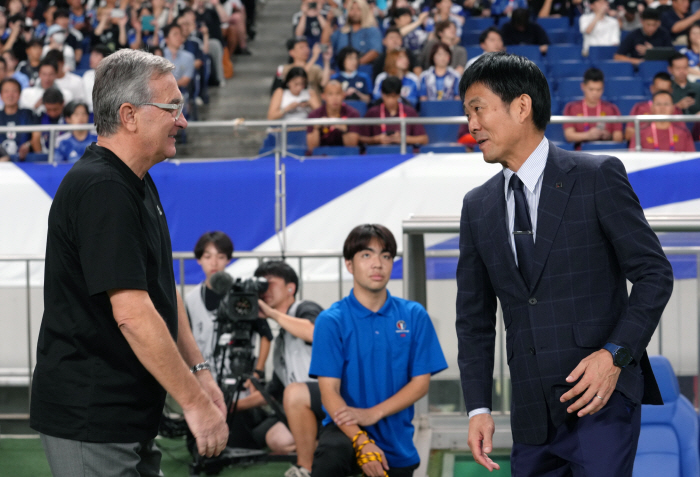 일본에 0-7 대참사…'대국' 중국은 왜 축구를 못 할까?