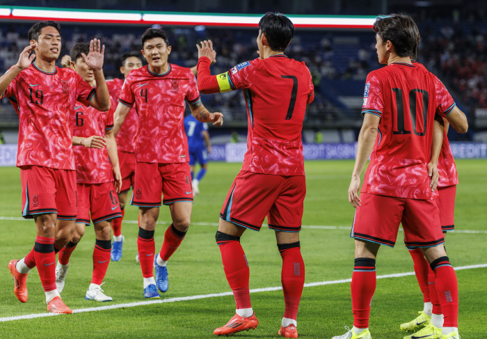 '클린스만, 탁구 그리고 반전드라마' 역대급 다사다난했던 한국 축구 20…