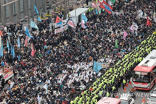 농민단체·민주노총, 평일 도심서 '정권 퇴진' 2차 집회