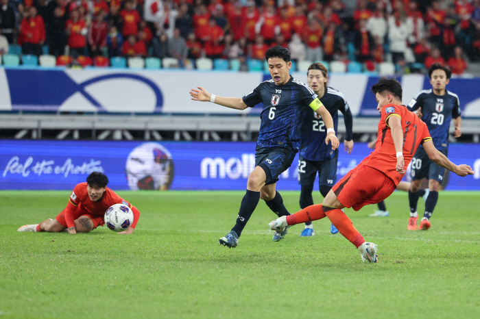 일본 사실상 월드컵 진출 확정, 중국 원정서 3-1 승리...'0-7 대…