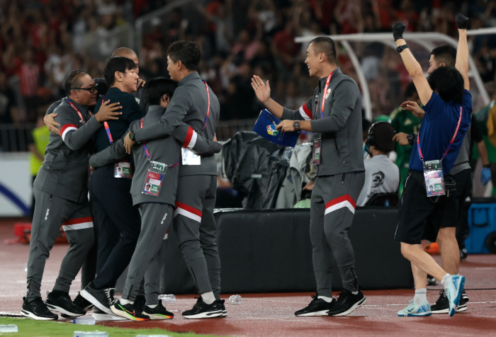 '역대급' 신태용 매직...인도네시아, 사우디 2-0 격파 대이변→월드컵…