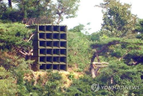 "새벽 귀신소리에 수면제 의존"…북 확성기에 주민건강 적신호