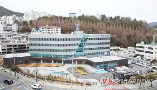 전남 여수 낭도 해상서 소형 어선 접촉 사고…1명 경상