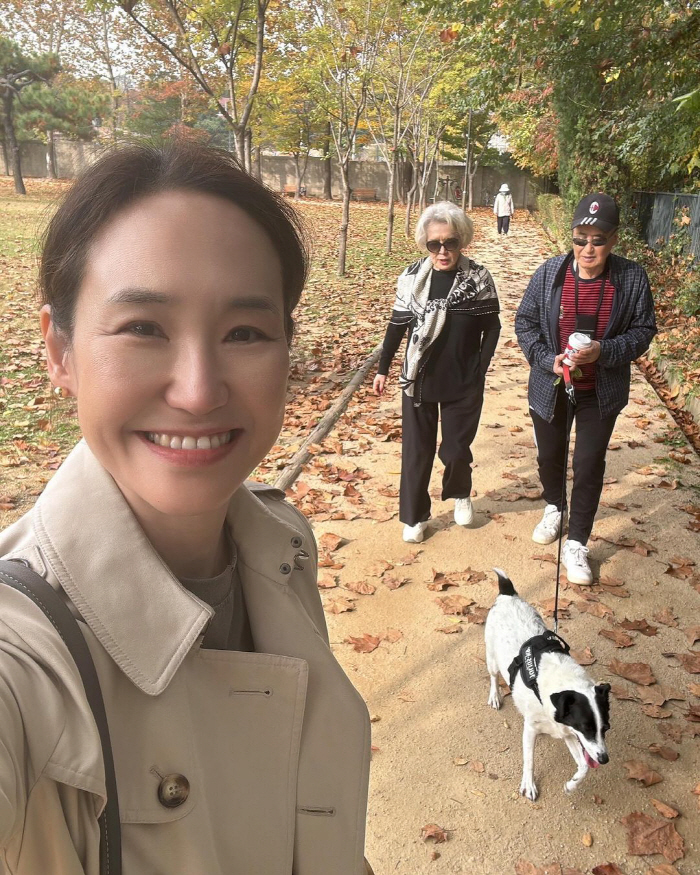 '최민수♥' 강주은, 소원 풀었다...부모님과 韓 합가 생활 다시 시작