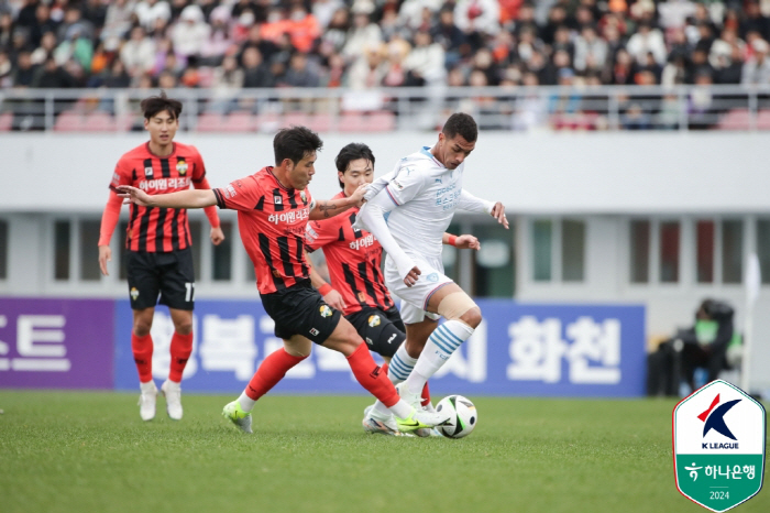 [현장리뷰]FC서울 최종전서 웃었다. 김천 3-1 잡고 '일단' ACL …