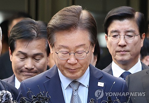 이재명, 내일 사법리스크 2차 고비…위증교사 선고 정치권 촉각