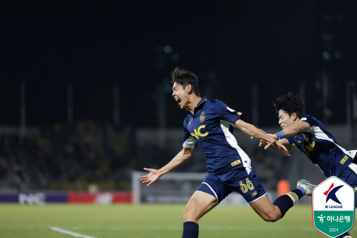 '0-2→2-2' 이랜드의 극장쇼, 전남과 비기며 창단 첫 승강 PO행 …