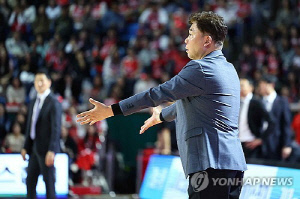 KBL, '선수 폭행' 김승기 감독에게 자격정지 2년 중징계