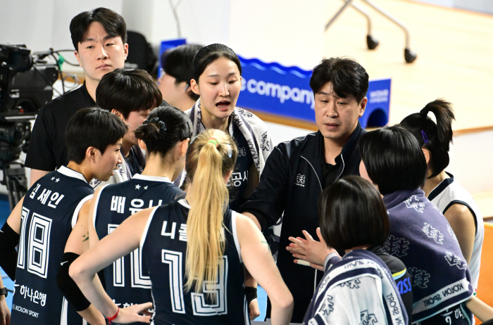 "이제 더이상 갈 곳도 없다" 반전의 3세트, 사령탑이 당부한 자신감