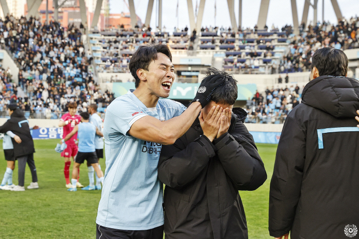 "모든 걸 쏟아붓고 싶었는데…" 대구 원클럽맨의 '뜨거운 눈물'이 설명하…