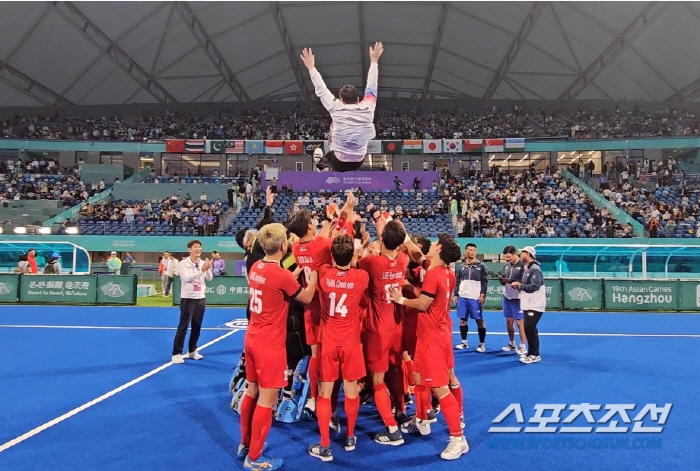 이상현 대한하키협회장 사임 "영원한 하키인,언제어디서나 하키발전 응원"[…