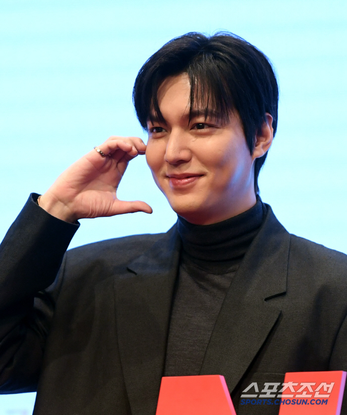 [SC리뷰] 이민호, 1월 1일 열애설 터지나…"지금 연애중" 질문에 녹화중단