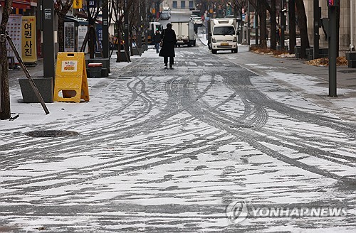 대전·세종·충남 '빙판길 조심'…낮 최고 1∼3도