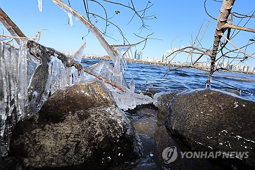 [날씨] 중부 아침 -5도 추위…충남·전라 아침까지 눈비