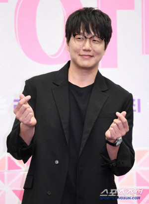 '45세' 성시경, 미혼 이유 밝혔다…