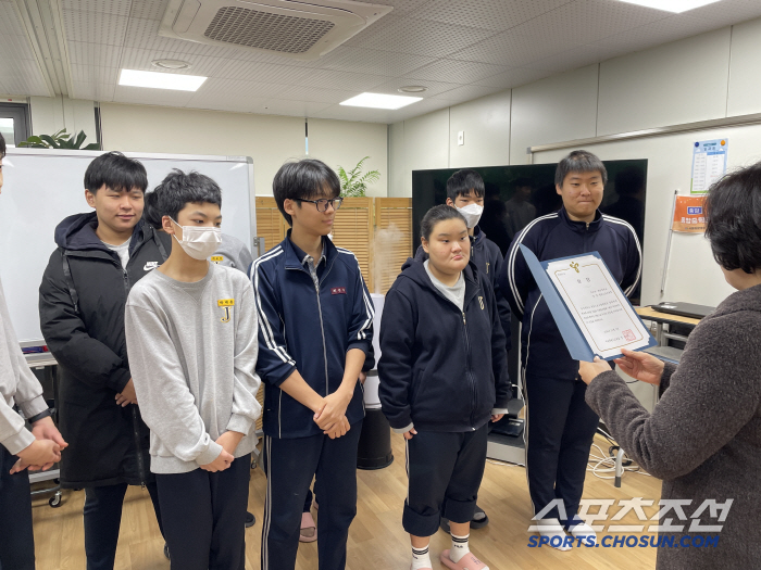 "친구야,집에만 있지말고 서울림 한번 해봐!" '교육감상' 종암중 아이들…