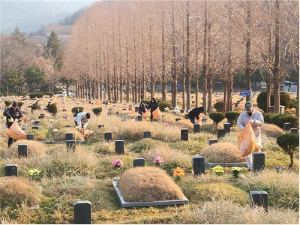 [부산소식] 시설공단, 설명절 추모공원 플라스틱 조화 폐기